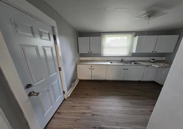 Photo 4 of House for sale at 36-40 S Oakley Ave, Columbus, OH 43204 | MLS# 226037675 | Listing updated on 2026-10-28