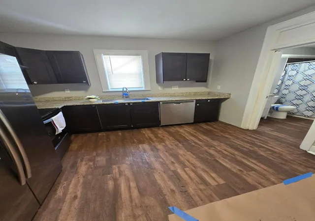 Photo 4 of House for sale at 2205-2207 Sullivant Ave, Columbus, OH 43223 | MLS# 226037672 | Listing updated on 2026-10-28