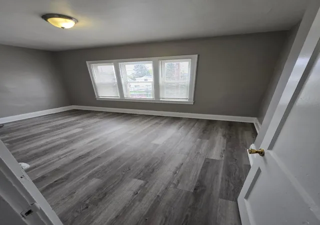 Photo 3 of House for sale at 1976-1978 Sullivant Ave, Columbus, OH 43223 | MLS# 226037674 | Listing updated on 2026-10-28