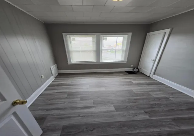 Photo 4 of House for sale at 1976-1978 Sullivant Ave, Columbus, OH 43223 | MLS# 226037674 | Listing updated on 2026-10-28
