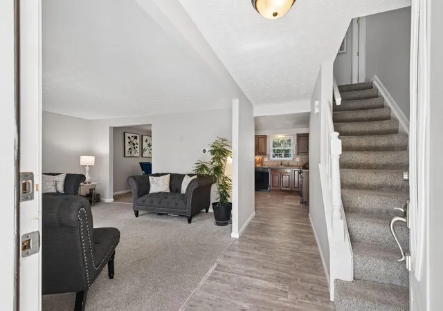 Photo 3 of Single family home for sale at 3224 Cranston Dr, Dublin, OH 43017 | MLS# 226040296 | Listing updated on 2026-10-29