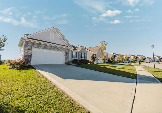 Photo 1 of Single family home for sale at 159 Chestnut Cmns Dr, Commercial Point, OH 43116 | MLS# 226039715 | Listing updated on 2026-10-28