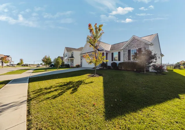 Photo 2 of Single family home for sale at 159 Chestnut Cmns Dr, Commercial Point, OH 43116 | MLS# 226039715 | Listing updated on 2026-10-28