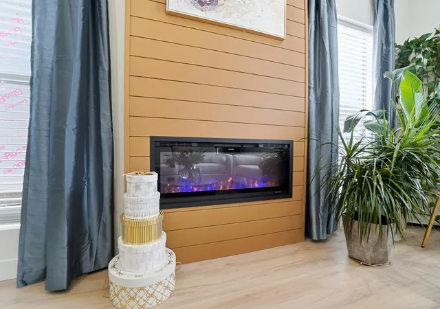 Listing Photo 5 - Condo for sale in building located at 410 Saint Clair Ave, Columbus, OH 43203