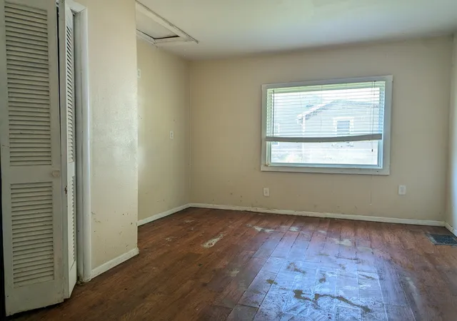 Photo 4 of Single family home for sale at 2744 Sunset Ave, Springfield, OH 45505 | MLS# 226040052 | Listing updated on 2026-10-25
