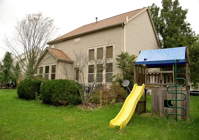 Photo 4 of Single family home for sale at 8311 Woodstream Dr NW, Canal Winchester, OH 43110 | MLS# 226039598 | Listing updated on 2026-10-17