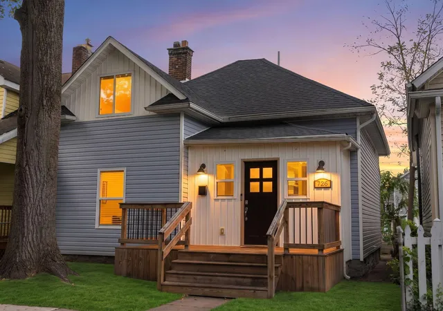 Photo 1 of Single family home for sale at 726 Reinhard Ave, Columbus, OH 43206 | MLS# 226037579 | Listing updated on 2026-10-29