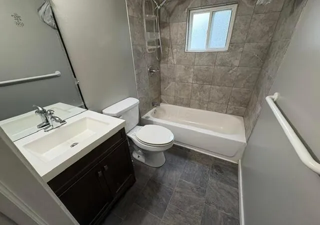 Photo 3 of Multi family home for sale at 321 Martha Ave #309, Columbus, OH 43223 | MLS# 226037552 | Listing updated on 2026-10-19