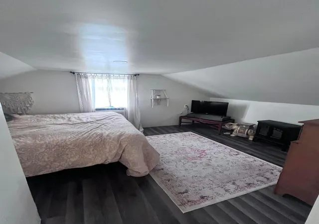Photo 4 of Single family home for sale at 2402 S 9th Street, Ironton, OH 45638 | MLS# 226037646 | Listing updated on 2026-10-12