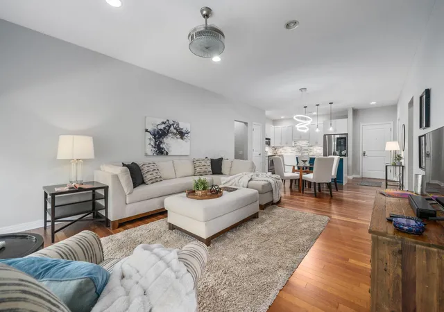 Photo 4 of Condo for sale at 251 Daniel Burnham Sq #303, Columbus, OH 43215 | MLS# 226038796 | Listing updated on 2026-10-19