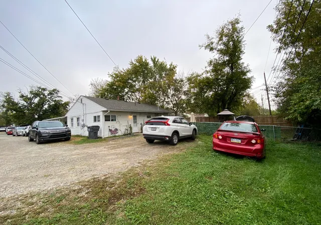 Photo 3 of House for sale at 798 - 800 Derrer Rd, Columbus, OH 43204 | MLS# 226038988 | Listing updated on 2026-10-26