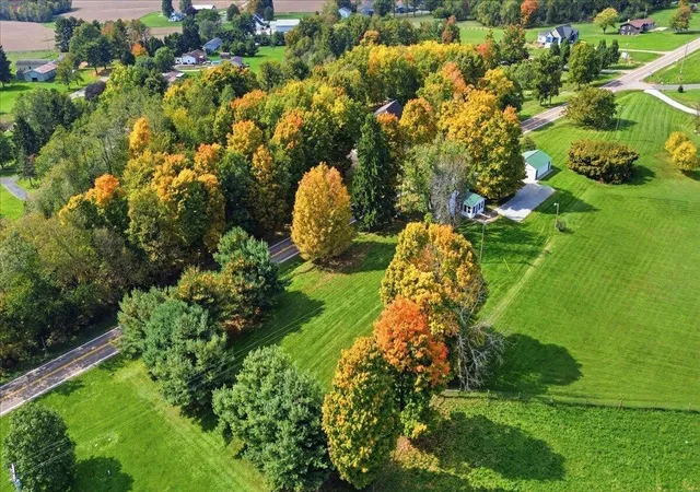 Photo 3 of Single family home for sale at 7522 Martinsburg Rd, Mount Vernon, OH 43050 | MLS# 226037851 | Listing updated on 2026-10-17