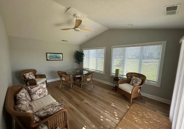 Listing Photo 4 - Condo for sale in building located at 1215 Ashford Dr, Marysville, OH 43040