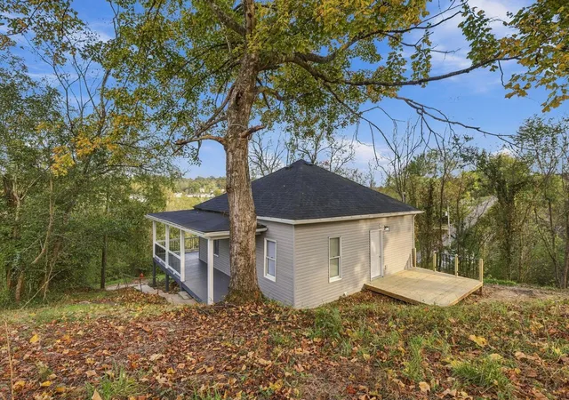 Photo 2 of Single family home for sale at 145 Rodgers St, Corning, OH 43730 | MLS# 226038016 | Listing updated on 2026-10-22