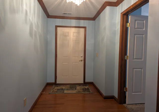 Listing Photo 4 - Condo for sale in building located at 1940 Shady Oak Ct, Springfield, OH 45502