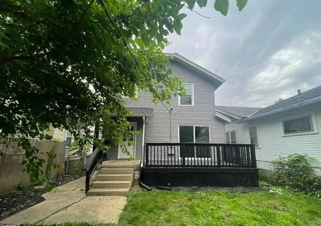 Photo 3 of Single family home for sale at 143 S Princeton Ave, Columbus, OH 43222 | MLS# 226037898 | Listing updated on 2026-10-23