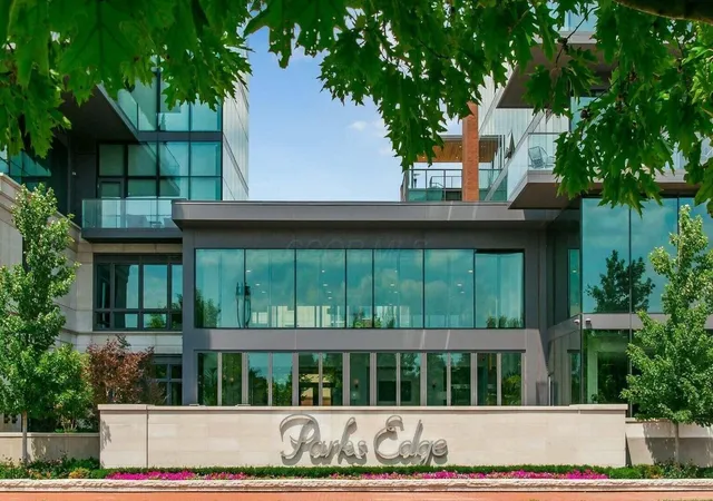 Listing Photo 1 - Condo for sale in building located at 250 W Spring St, Columbus, OH 43215 - Unit #522