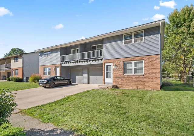 Photo 1 of House for sale at 482 Goshen Ct #484, Columbus, OH 43230 | MLS# 226038402 | Listing updated on 2026-10-21
