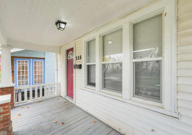 Photo 2 of Single family home for sale at 228 N Oakley Ave, Columbus, OH 43204 | MLS# 226039254 | Listing updated on 2026-10-29