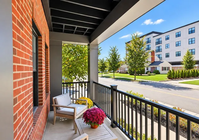 Listing Photo 1 - Condo for sale in building located at 2480 Westmont Blvd, Columbus, OH 43221