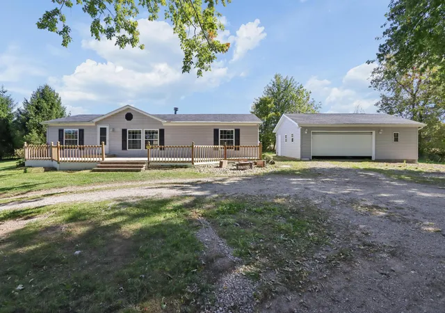 Photo 3 of Single family home for sale at 4843 County Rd 20, Mount Gilead, OH 43338 | MLS# 226038049 | Listing updated on 2026-10-26