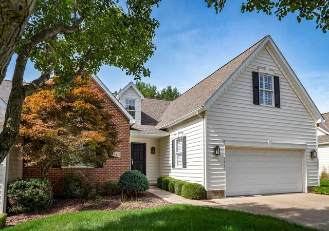 Condo for sale at 3475 Regans Way, Zanesville, OH 43701 | MLS# 226038162