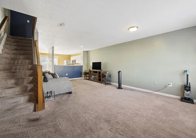 Listing Photo 1 - Condo for sale in building located at 6465 Nottinghill Trl Dr, Canal Winchester, OH 43110