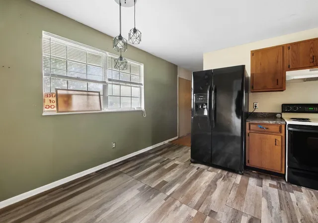 Photo 4 of Single family home for sale at 1045 N Cassady Ave, Columbus, OH 43219 | MLS# 226039226 | Listing updated on 2026-10-23