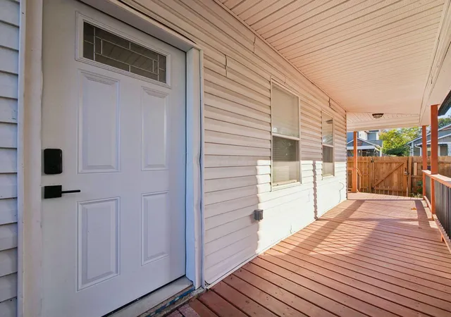 Photo 1 of Single family home for sale at 137 N Yale Ave, Columbus, OH 43222 | MLS# 226039152 | Listing updated on 2026-10-23