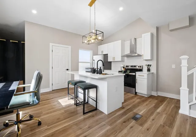 Photo 3 of Single family home for sale at 137 N Yale Ave, Columbus, OH 43222 | MLS# 226039152 | Listing updated on 2026-10-23