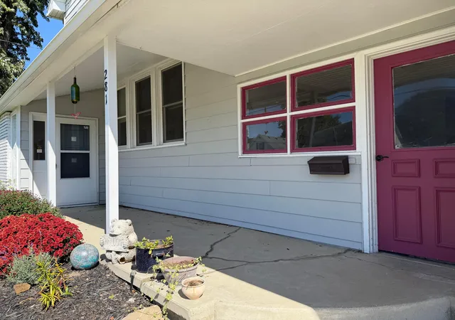 Photo 2 of Single family home for sale at 281 S Franklin St, Richwood, OH 43344 | MLS# 226038275 | Listing updated on 2026-10-28