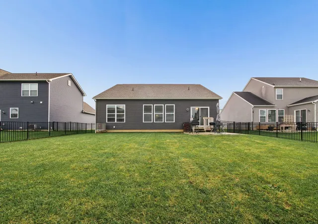 Photo 2 of Single family home for sale at 390 Hazeltine Loop, Commercial Point, OH 43116 | MLS# 226039320 | Listing updated on 2026-10-29