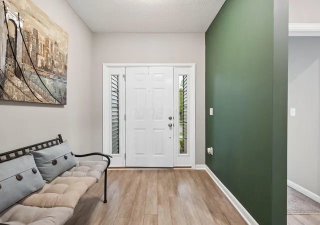 Photo 4 of Single family home for sale at 390 Hazeltine Loop, Commercial Point, OH 43116 | MLS# 226039320 | Listing updated on 2026-10-29