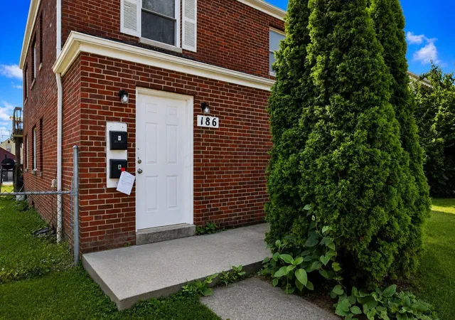 Photo 1 of House for sale at 186 Powell Ave, Columbus, OH 43204 | MLS# 226039086 | Listing updated on 2026-10-22