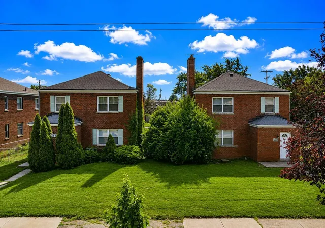 Listing Photo 4 - Condo for sale in building located at 192 Powell Ave, Columbus, OH 43204