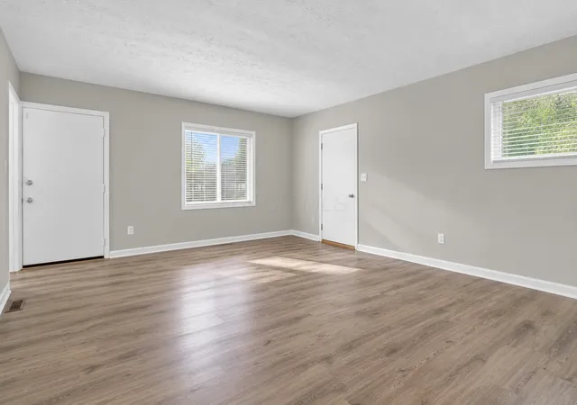 Photo 3 of Single family home for sale at 2283 Dawnlight Ave, Columbus, OH 43211 | MLS# 226039091 | Listing updated on 2026-10-22