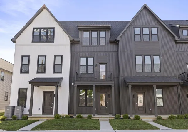 Photo 2 of Condo for sale at 189 S Ohio Ave, Columbus, OH 43205 | MLS# 226038233 | Listing updated on 2026-10-27