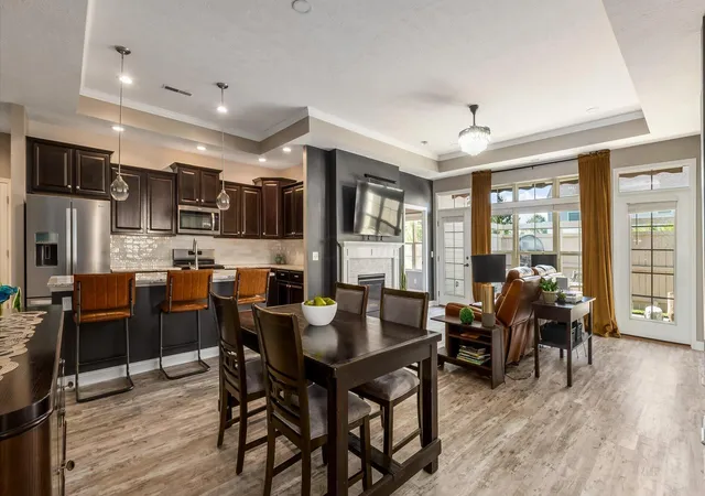 Listing Photo 1 - Condo for sale in building located at 424 Stoneshire Loop, Pataskala, OH 43062 - Unit #