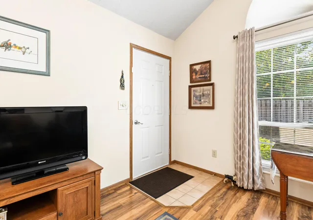 Photo 3 of Condo for sale at 5383 Pond View Dr, Westerville, OH 43081 | MLS# 226039390 | Listing updated on 2026-10-27