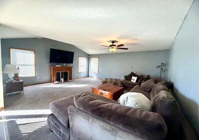 Photo 4 of Single family home for sale at 7875 Butterfield Ln, Canal Winchester, OH 43110 | MLS# 226038655 | Listing updated on 2026-10-27