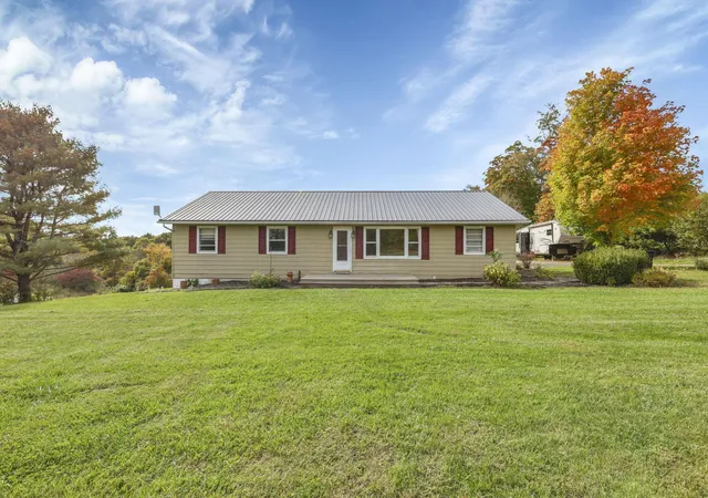 Photo 2 of Single family home for sale at 3835 Avalon Rd, Rushville, OH 43150 | MLS# 226039010 | Listing updated on 2026-10-26
