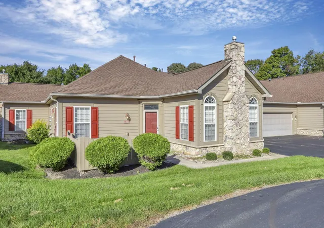 Listing Photo 4 - Condo for sale in building located at 204 Avalon Dr, Heath, OH 43056 - Unit #27