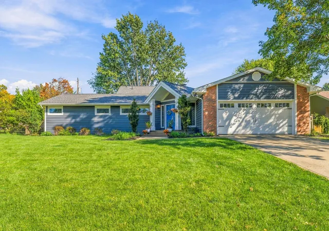 Photo 2 of Single family home for sale at 3908 Kioka Ave, Columbus, OH 43220 | MLS# 226039052 | Listing updated on 2026-10-26