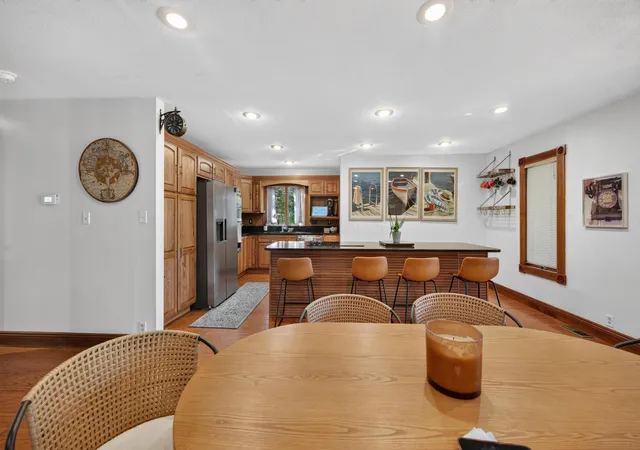 Photo 2 of Single family home for sale at 365 Bevens Ln, Waverly, OH 45690 | MLS# 226038590 | Listing updated on 2026-10-18