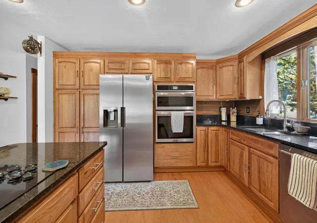 Photo 4 of Single family home for sale at 365 Bevens Ln, Waverly, OH 45690 | MLS# 226038590 | Listing updated on 2026-10-18