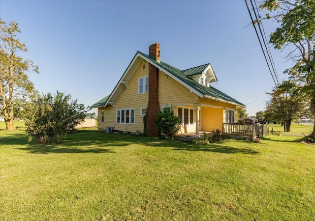 Photo 2 of Single family home for sale at 9131 Sr 22/3, Sabina, OH 45169 | MLS# 226038782 | Listing updated on 2026-10-25