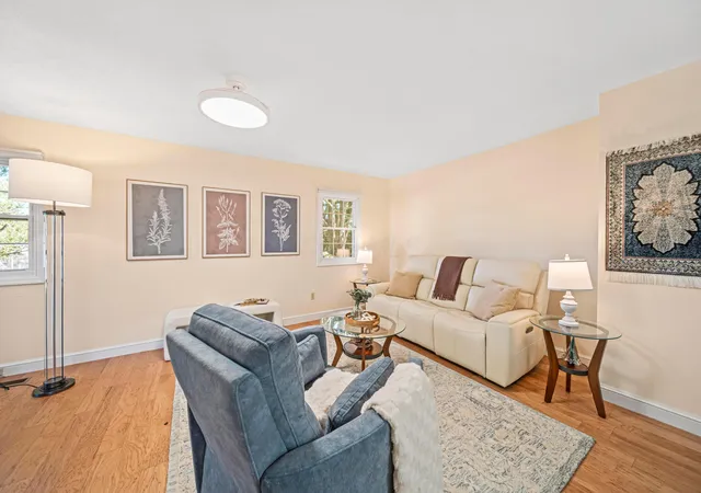 Listing Photo 5 - Condo for sale in building located at 265 Constitution Dr, Chillicothe, OH 45601