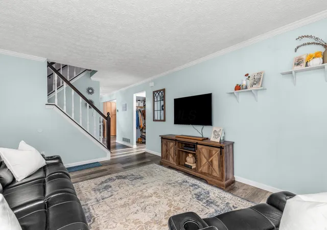 Photo 3 of Single family home for sale at 5920 Honbury Ct, Dublin, OH 43017 | MLS# 226039398 | Listing updated on 2026-10-23
