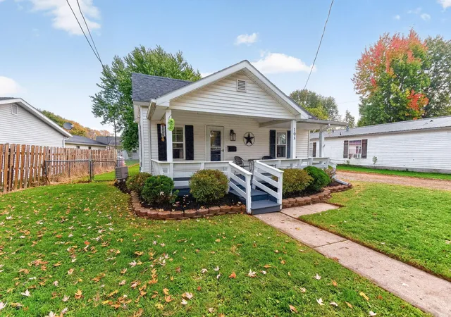 Photo 1 of Single family home for sale at 105 Pearl St, Richwood, OH 43344 | MLS# 226038646 | Listing updated on 2026-10-25