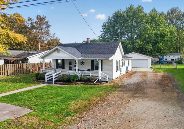 Photo 2 of Single family home for sale at 105 Pearl St, Richwood, OH 43344 | MLS# 226038646 | Listing updated on 2026-10-25